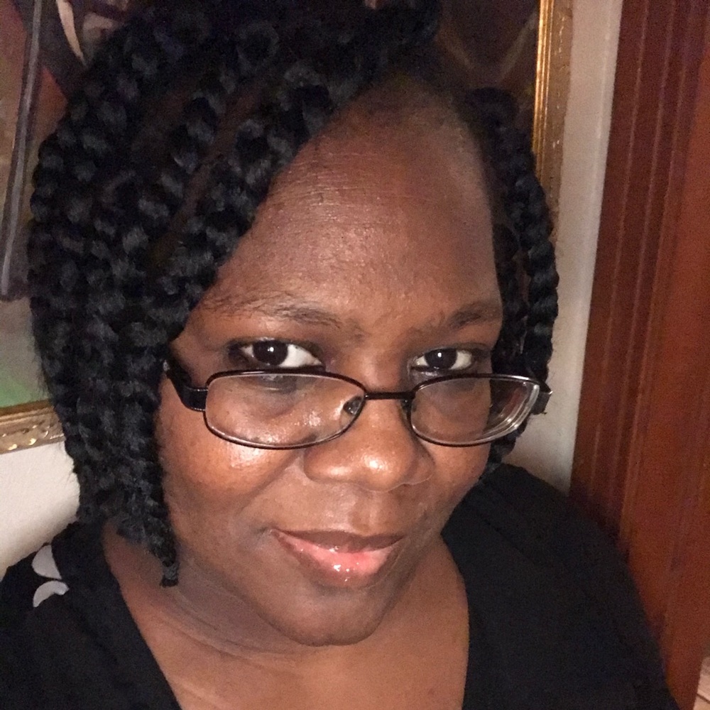 Meet your Posher, Joy